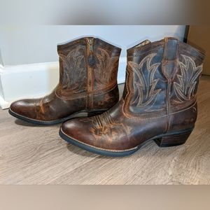 Ariat Cowgirl Boots - Ankle Height
